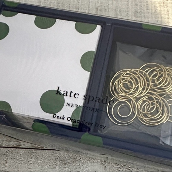 KATE SPADE NWT

Desk organizer notes tray - Picture 5 of 5